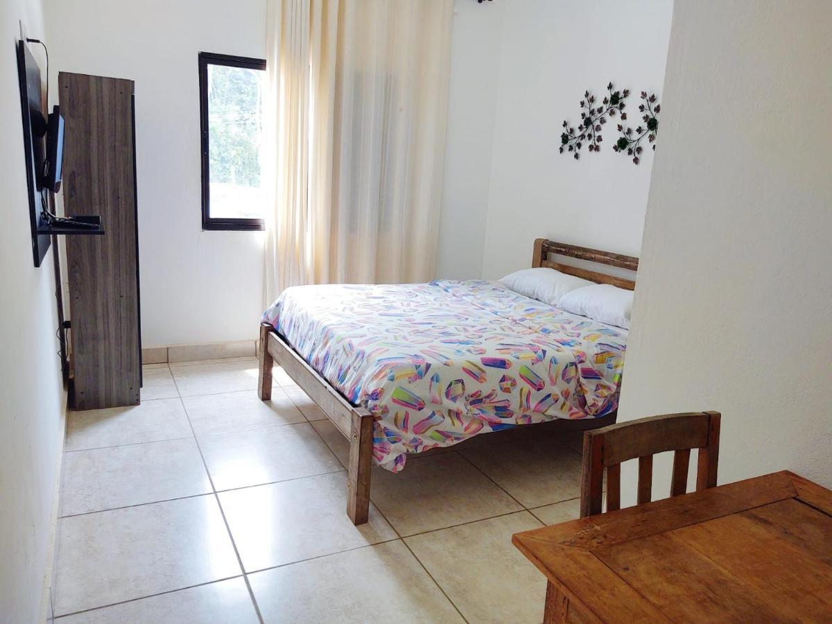 Hostel Dela Тірадентіс Екстер'єр фото